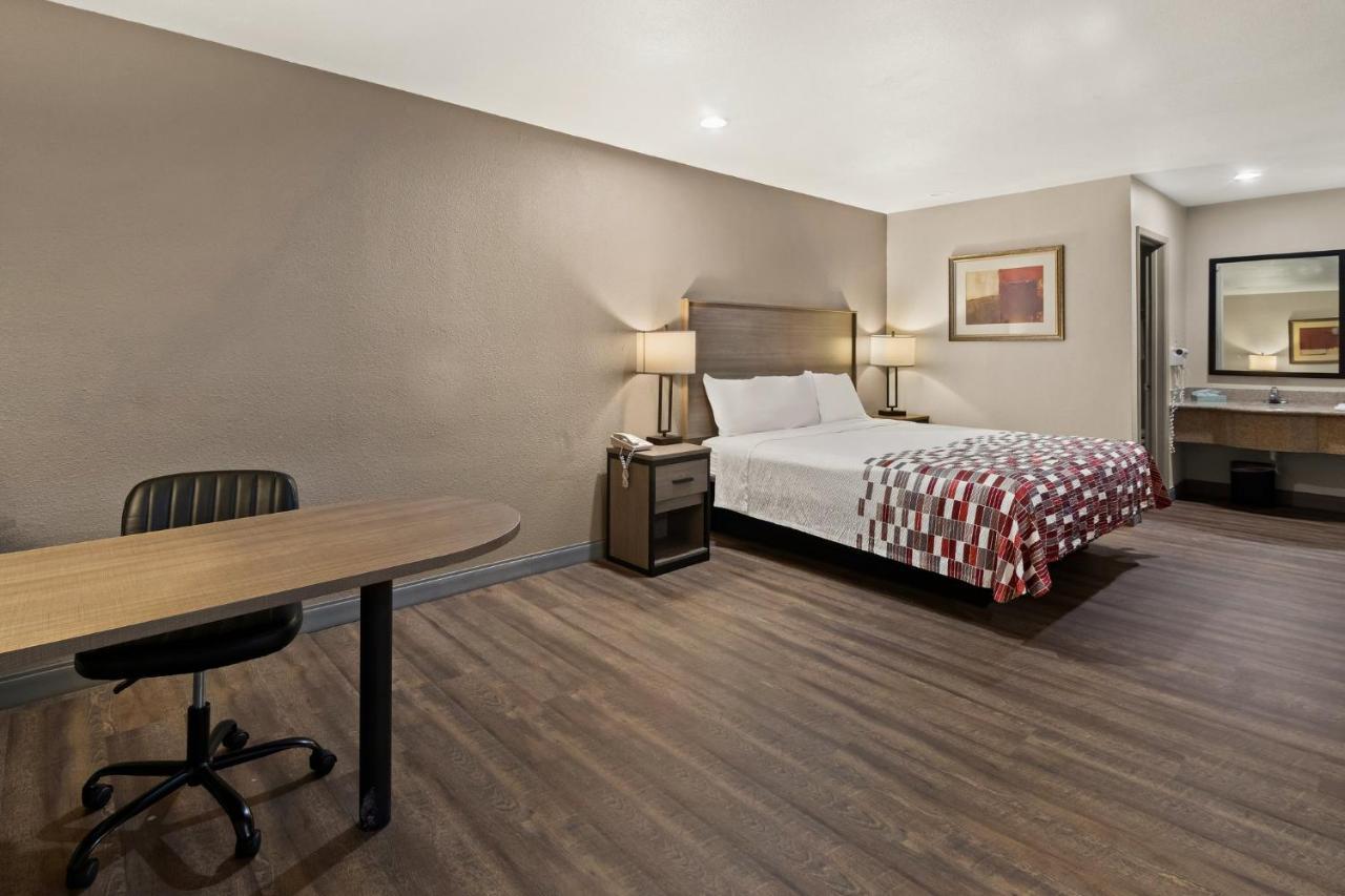 Irving Inn & Suites At Dfw Airport 외부 사진