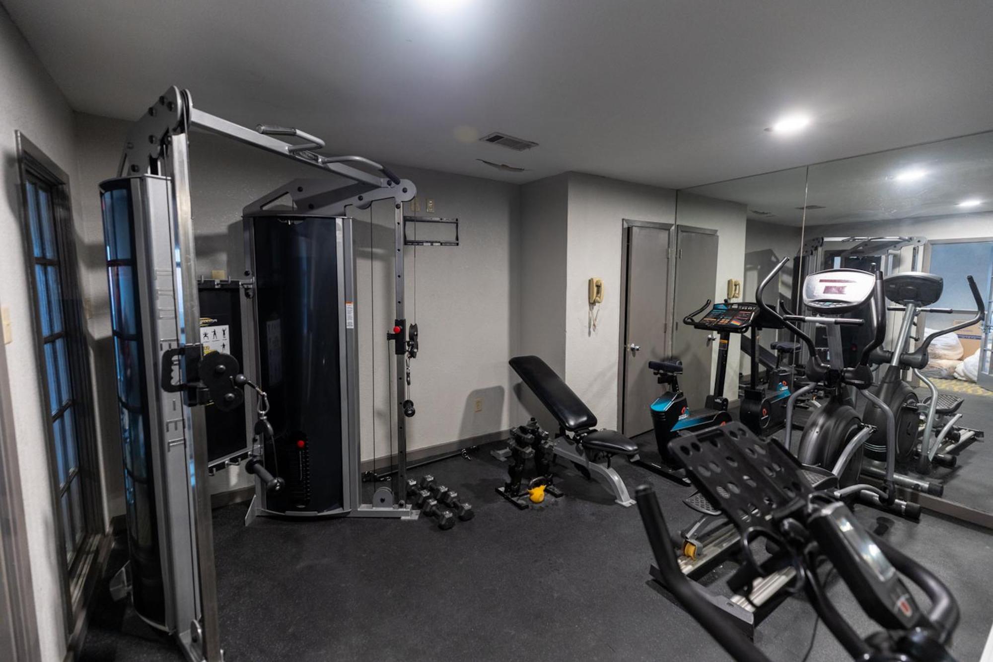 Irving Inn & Suites At Dfw Airport 외부 사진