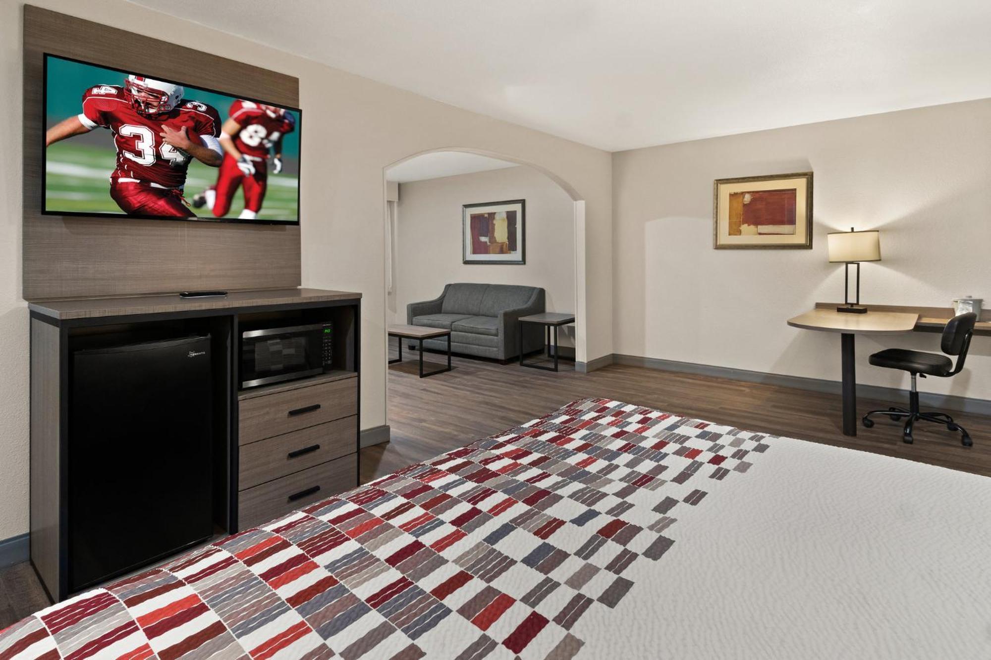 Irving Inn & Suites At Dfw Airport 외부 사진