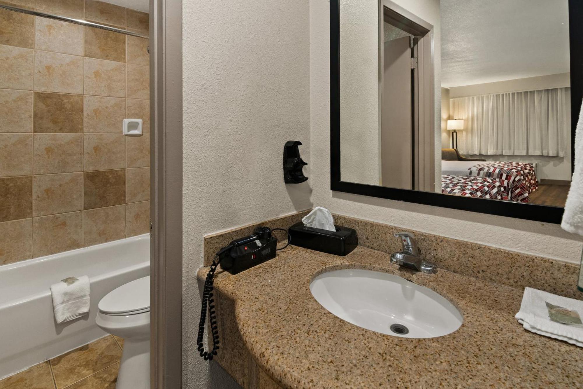 Irving Inn & Suites At Dfw Airport 외부 사진