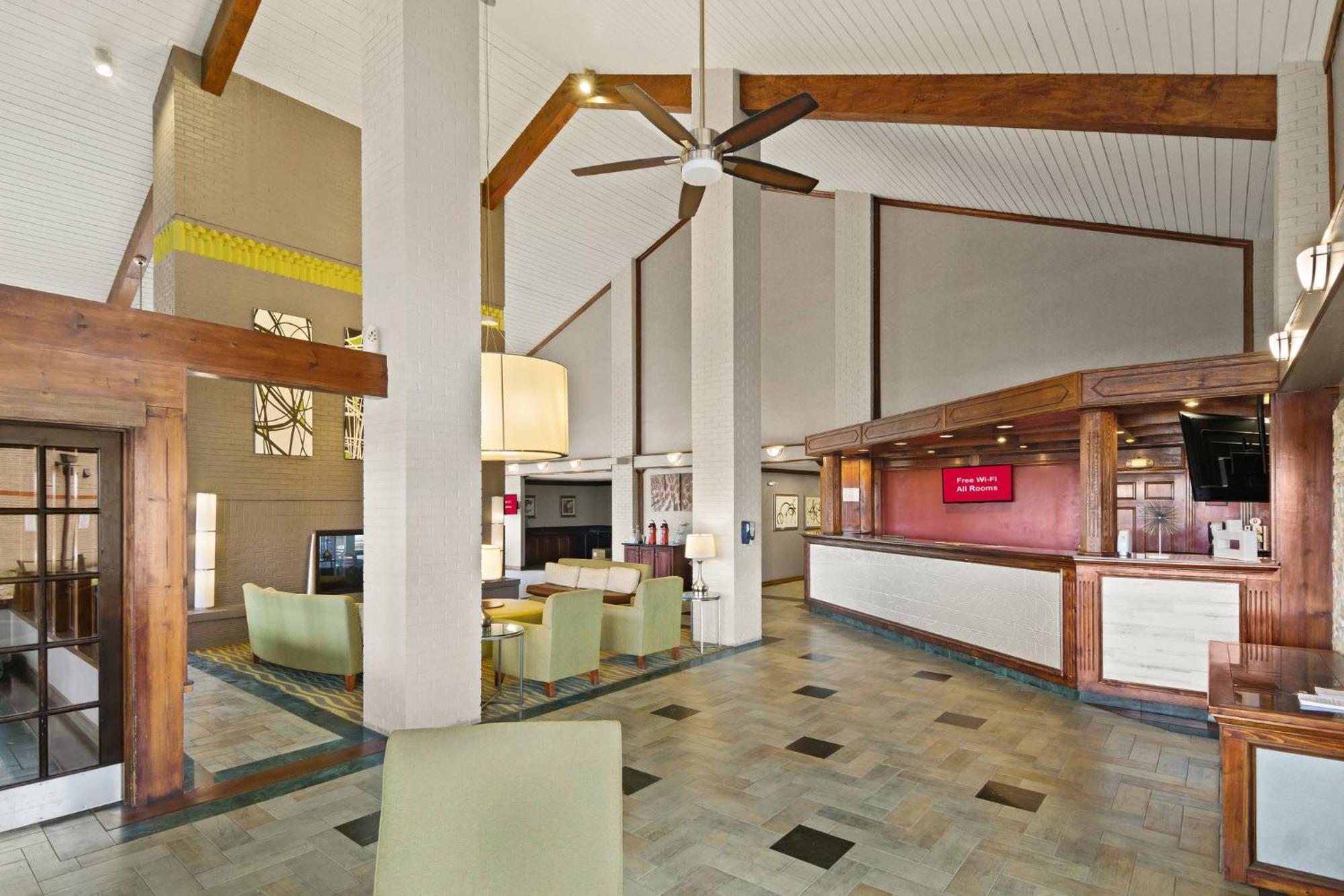 Irving Inn & Suites At Dfw Airport 외부 사진
