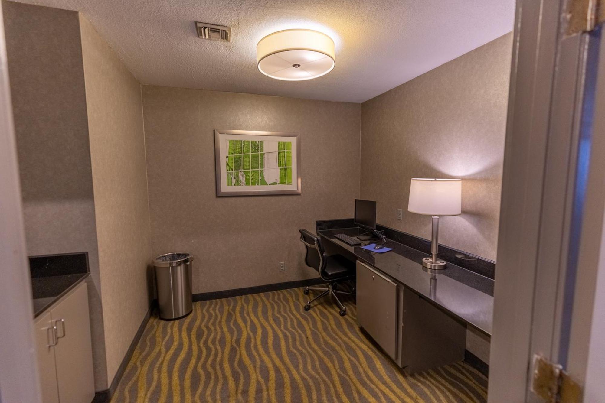 Irving Inn & Suites At Dfw Airport 외부 사진