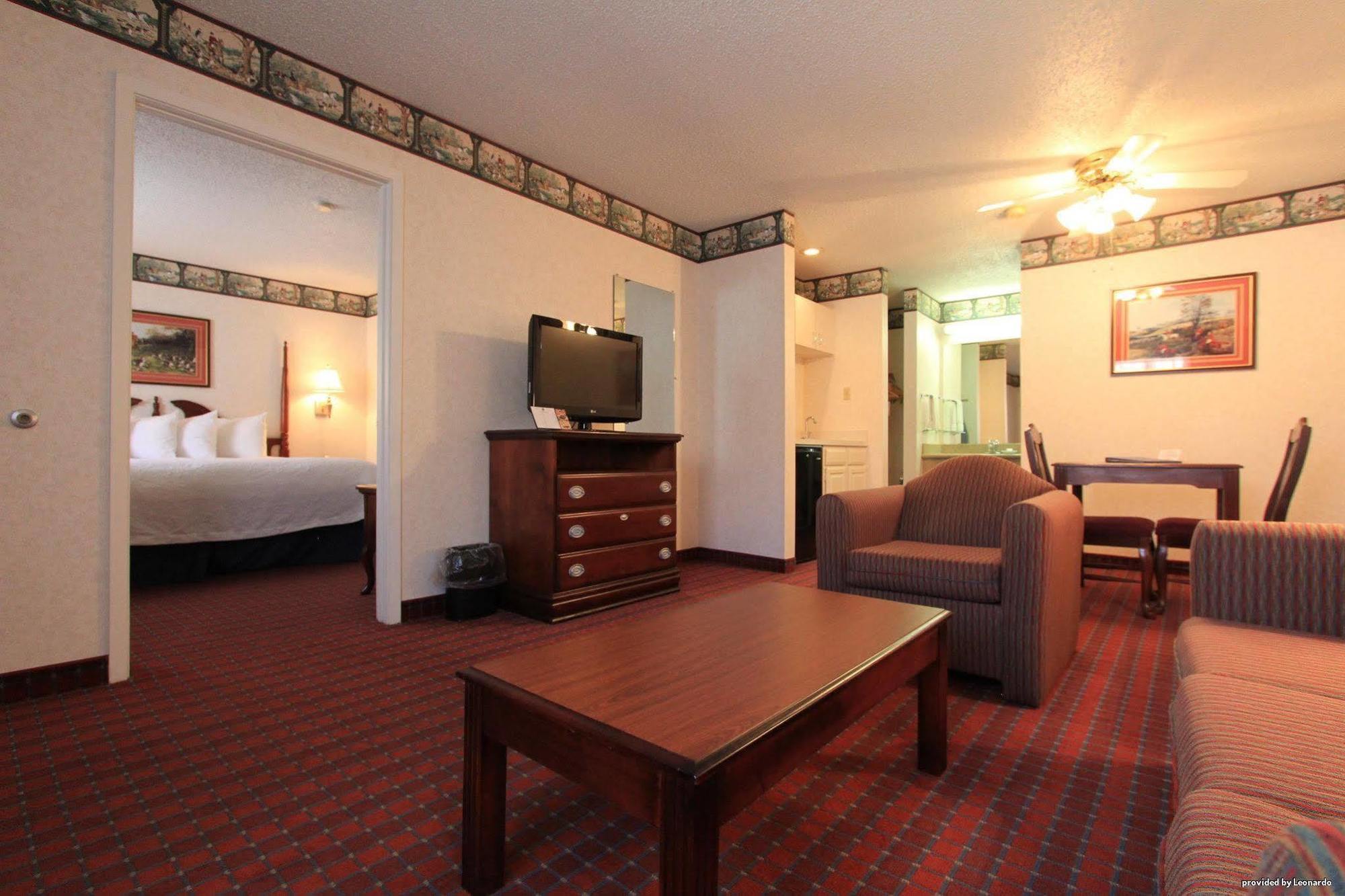 Irving Inn & Suites At Dfw Airport 외부 사진