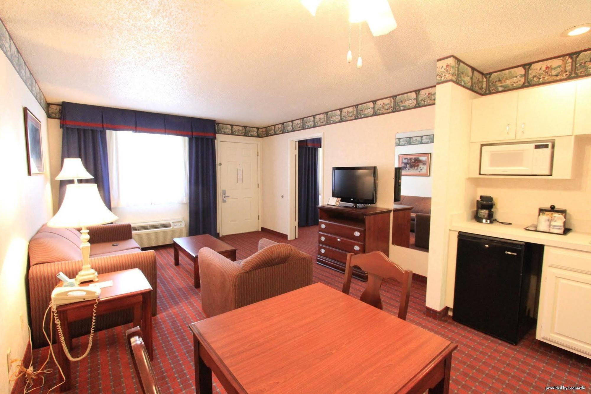 Irving Inn & Suites At Dfw Airport 외부 사진